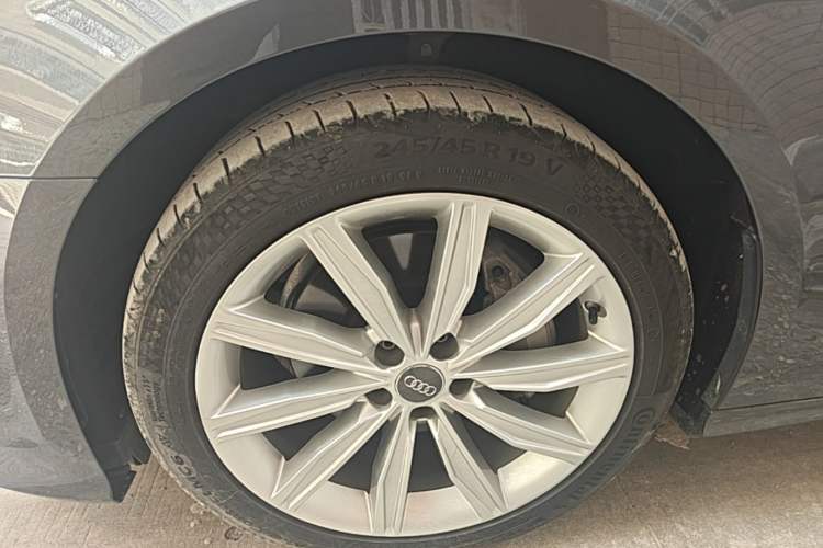 Used Audi A6L 2021 45 TFSI Prestige Dynamic Edition Left Front Wheel Hub