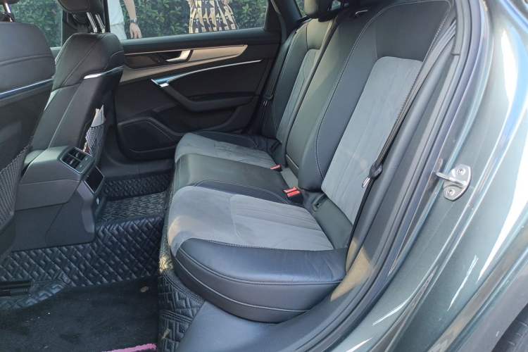 Used Audi A6L 2021 45 TFSI quattro Prestige Dynamic Edition Left Rear Seat