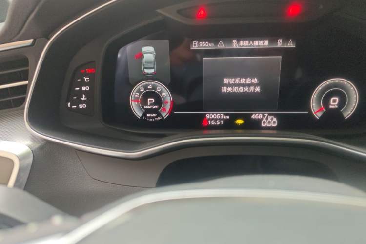 Used Audi A6L 2021 45 TFSI Prestige Dynamic Edition Odometer Close Up