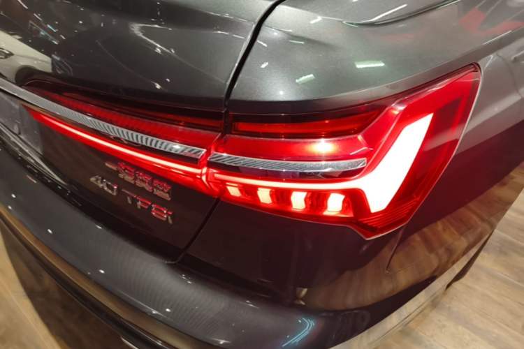 Used Audi A6L 2021 40 TFSI Luxury Dynamic Edition Right Rear Taillight