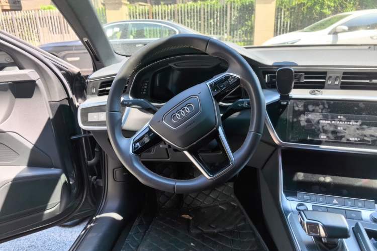 Used Audi A6L 2021 45 TFSI Enjoy Life Edition Steering Wheel