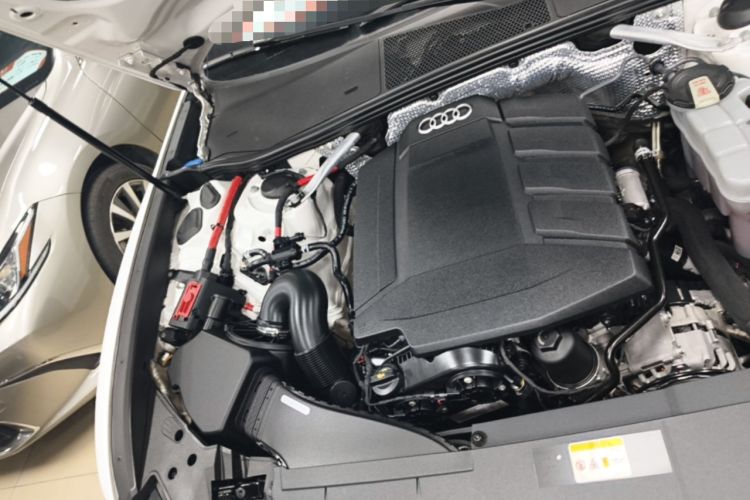 Used Audi A6L 2021 40 TFSI Luxury Dynamic Edition Engine Bay Right