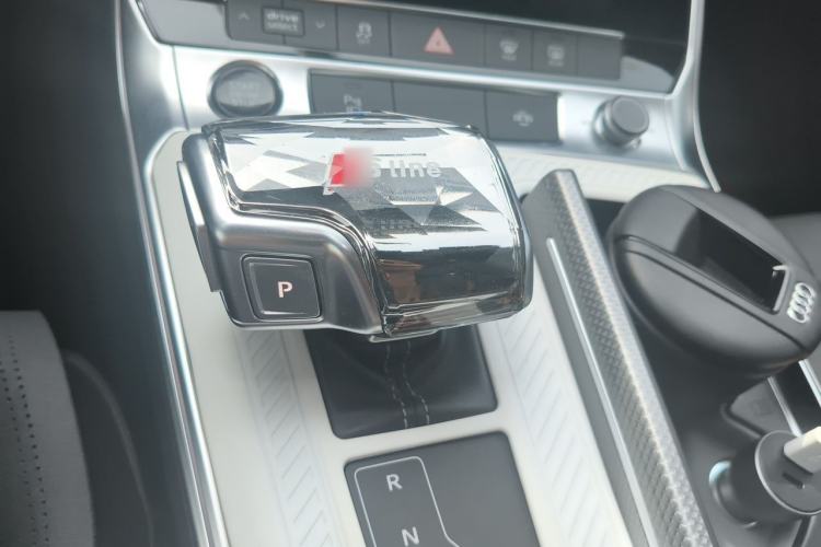 Used Audi A6L 2021 40 TFSI Luxury Dynamic Edition Gear Lever
