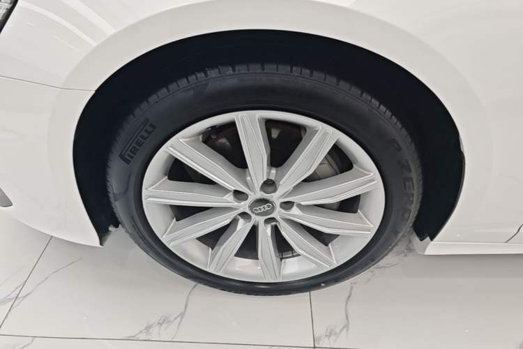Used Audi A6L 2021 45 TFSI Prestige Dynamic Edition Left Front Wheel Hub