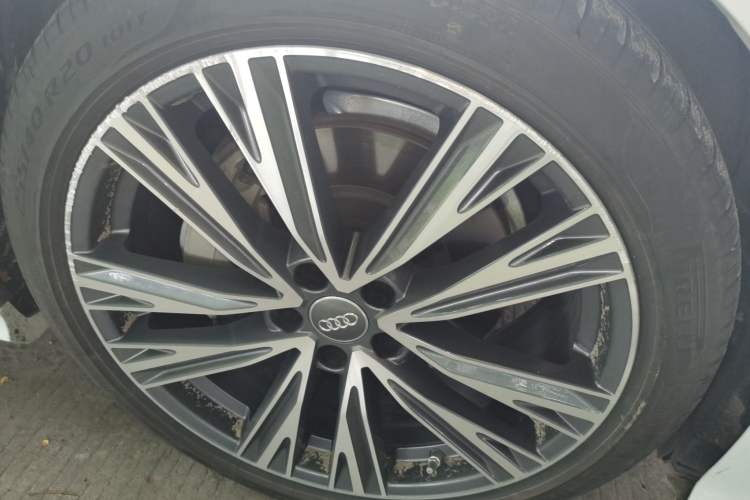Used Audi A6L 2021 45 TFSI quattro Prestige Dynamic Edition Right Front Wheel Hub