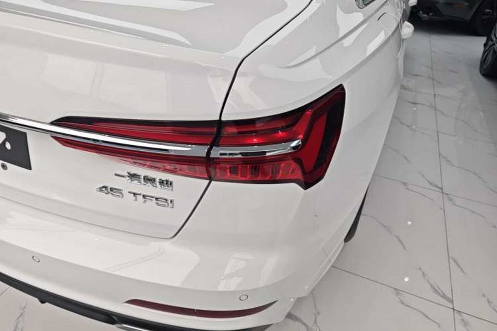 Used Audi A6L 2021 45 TFSI Prestige Dynamic Edition Right Rear Taillight