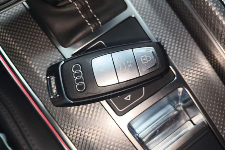 Used Audi A6L 2021 40 TFSI Luxury Dynamic Edition Vehicle Key