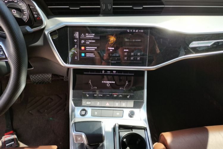 Used Audi A6L 2022 45 TFSI Prestige Elegant Edition Audio And AC Panel