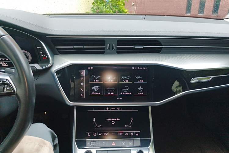 Used Audi A6L 2022 45 TFSI Prestige Elegant Edition Audio And AC Panel