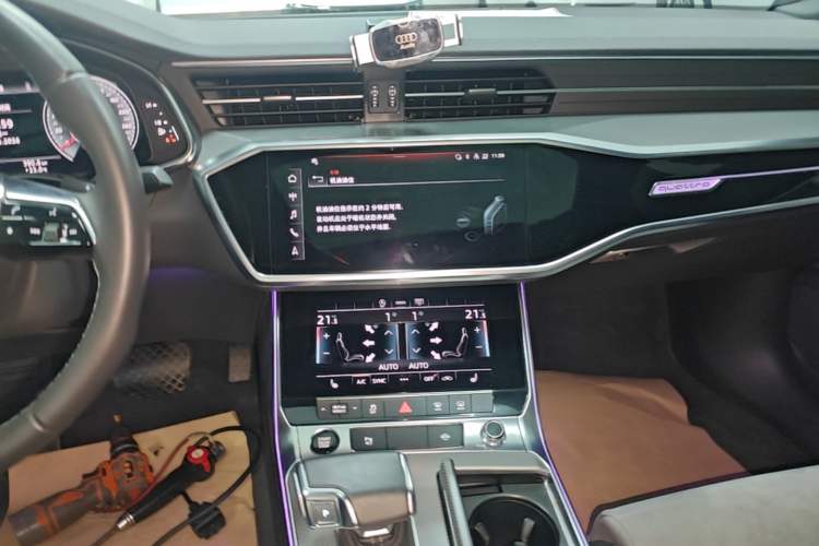 Used Audi A6L 2022 45 TFSI quattro Prestige Dynamic Edition Audio And AC Panel
