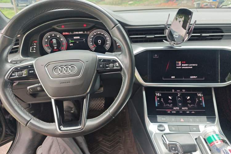 Used Audi A6L 2022 40 TFSI Luxury Dynamic Model Audio And AC Panel