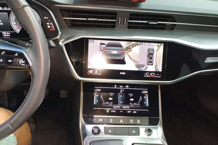 Used Audi A6L 2022 40 TFSI Luxury Dynamic Model Audio And AC Panel