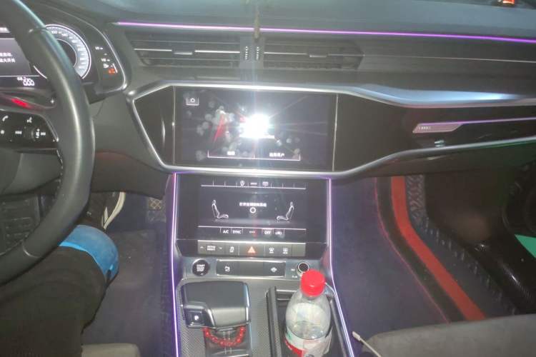 Used Audi A6L 2022 40 TFSI Luxury Dynamic Model Audio And AC Panel