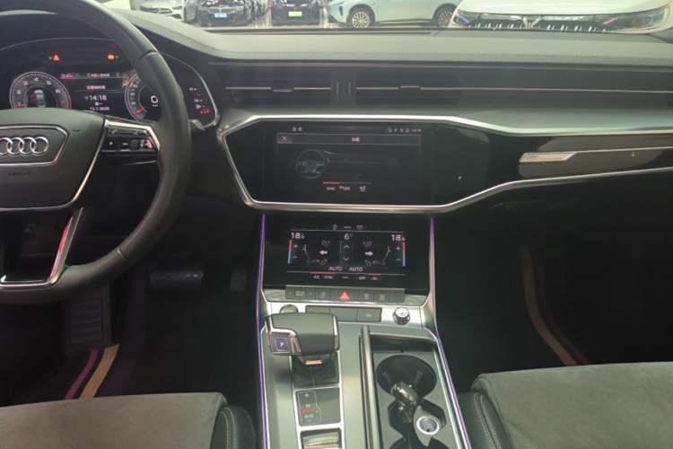 Used Audi A6L 2022 40 TFSI Luxury Dynamic Model Audio And AC Panel