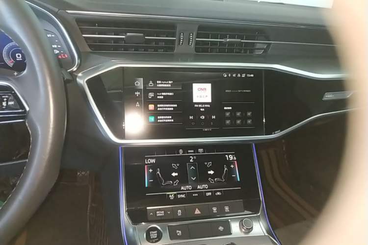 Used Audi A6L 2022 40 TFSI Luxury Dynamic Model Audio And AC Panel