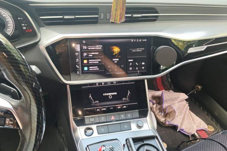Used Audi A6L 2022 45 TFSI Prestige Dynamic Edition Audio And AC Panel