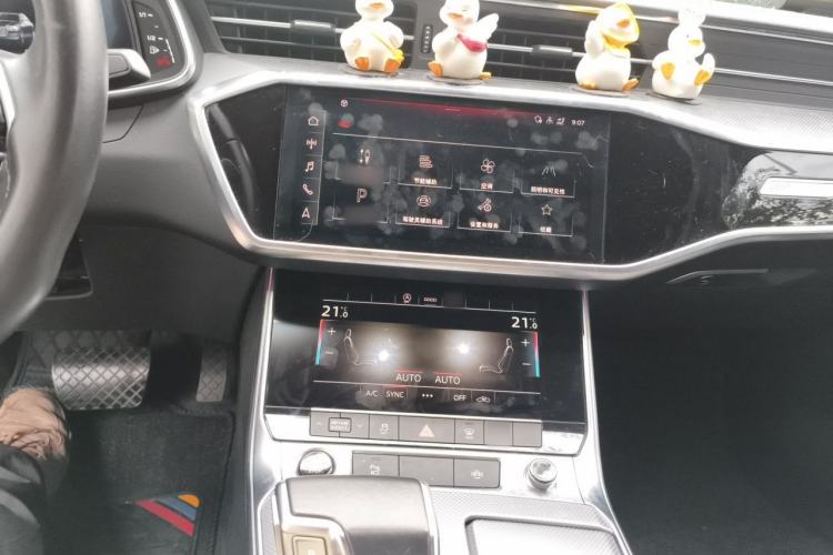 Used Audi A6L 2022 40 TFSI Luxury Dynamic Model Audio And AC Panel