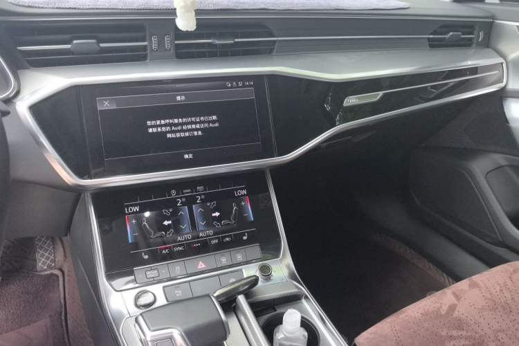 Used Audi A6L 2022 45 TFSI Prestige Elegant Edition Audio And AC Panel