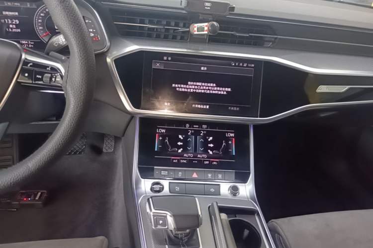 Used Audi A6L 2022 45 TFSI Prestige Dynamic Edition Audio And AC Panel