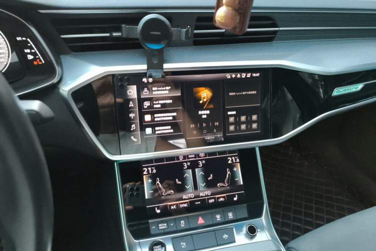 Used Audi A6L 2022 45 TFSI quattro Prestige Dynamic Edition Audio And AC Panel