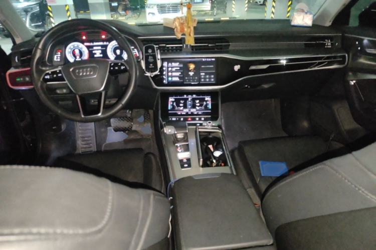 Used Audi A6L 2022 40 TFSI Luxury Prestige Edition Center Console