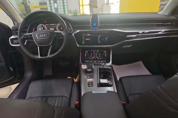 Used Audi A6L 2022 45 TFSI Prestige Elegant Edition Center Console