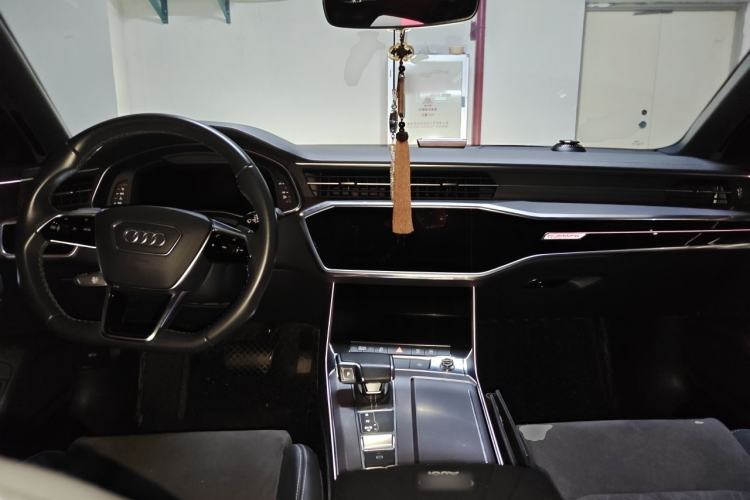 Used Audi A6L 2022 55 TFSI quattro Prestige Dynamic Edition Center Console