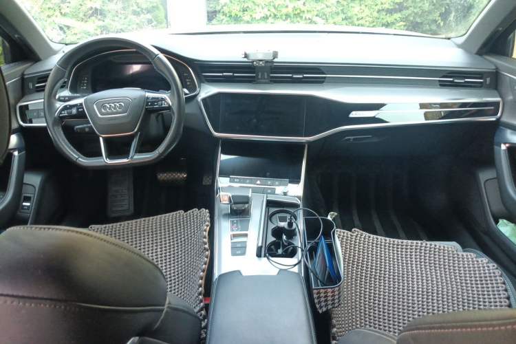 Used Audi A6L 2022 45 TFSI quattro Prestige Dynamic Edition Center Console