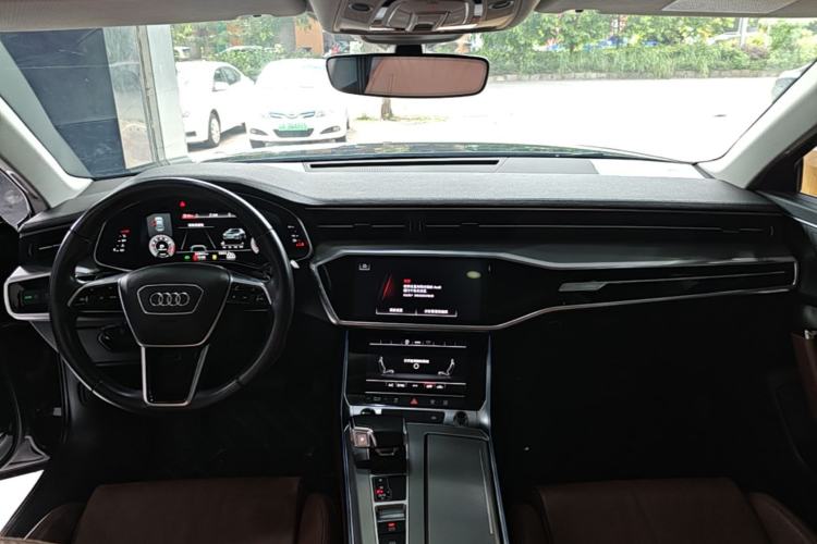 Used Audi A6L 2022 40 TFSI Luxury Prestige Edition Center Console