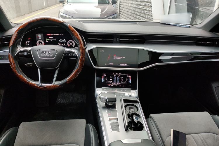 Used Audi A6L 2022 45 TFSI Prestige Dynamic Edition Center Console
