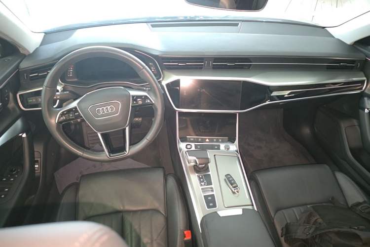 Used Audi A6L 2022 40 TFSI Luxury Prestige Edition Center Console