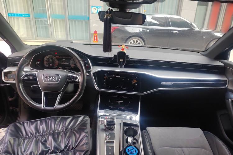 Used Audi A6L 2022 40 TFSI Luxury Dynamic Model Center Console
