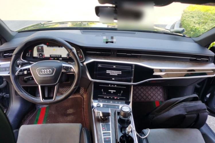 Used Audi A6L 2022 40 TFSI Luxury Dynamic Model Center Console