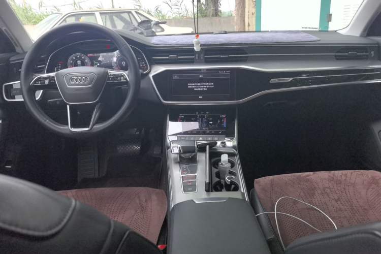 Used Audi A6L 2022 45 TFSI Prestige Elegant Edition Center Console