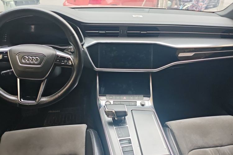 Used Audi A6L 2022 40 TFSI Luxury Dynamic Model Center Console