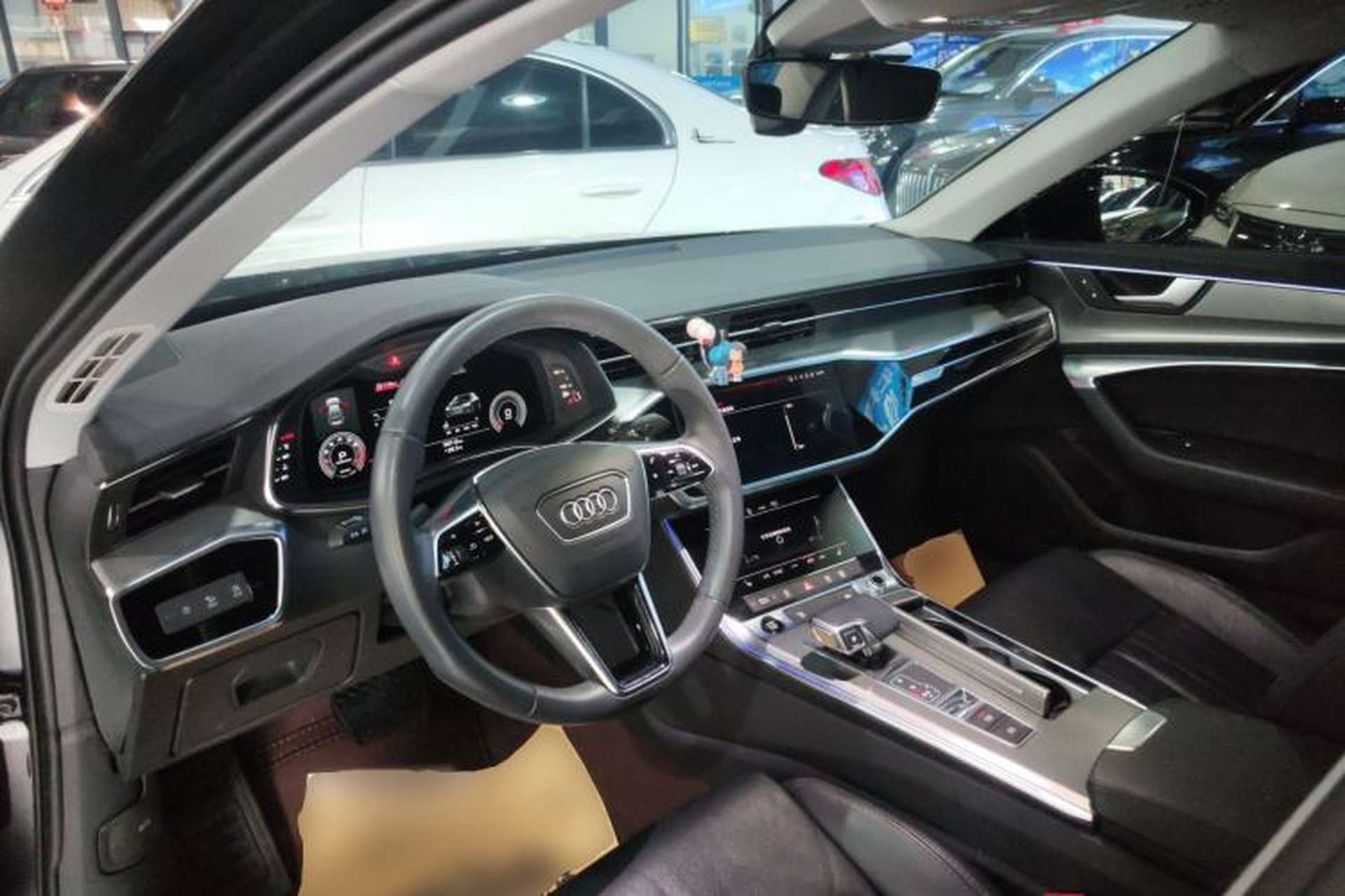 Used Audi A6L 2022 40 TFSI Luxury Prestige Edition Center Console