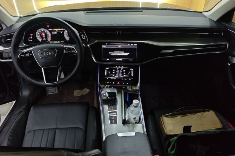 Used Audi A6L 2022 40 TFSI Luxury Prestige Edition Center Console