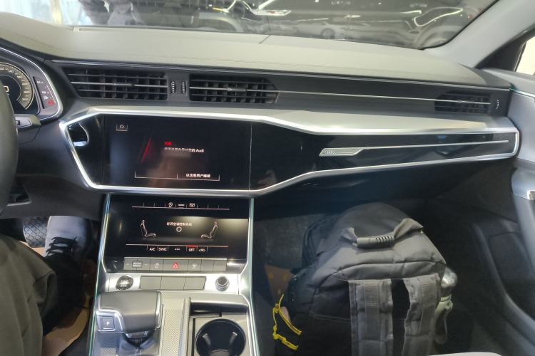 Used Audi A6L 2022 40 TFSI Luxury Dynamic Model Center Console