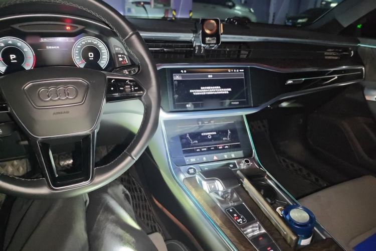 Used Audi A6L 2022 45 TFSI Prestige Dynamic Edition Center Console