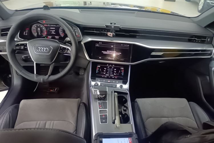 Used Audi A6L 2022 45 TFSI Prestige Dynamic Edition Center Console