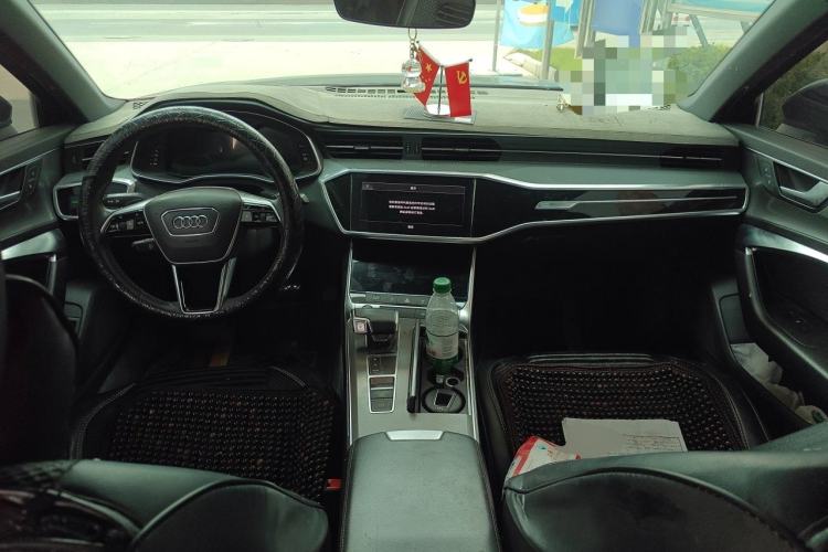 Used Audi A6L 2022 40 TFSI Luxury Dynamic Model Center Console