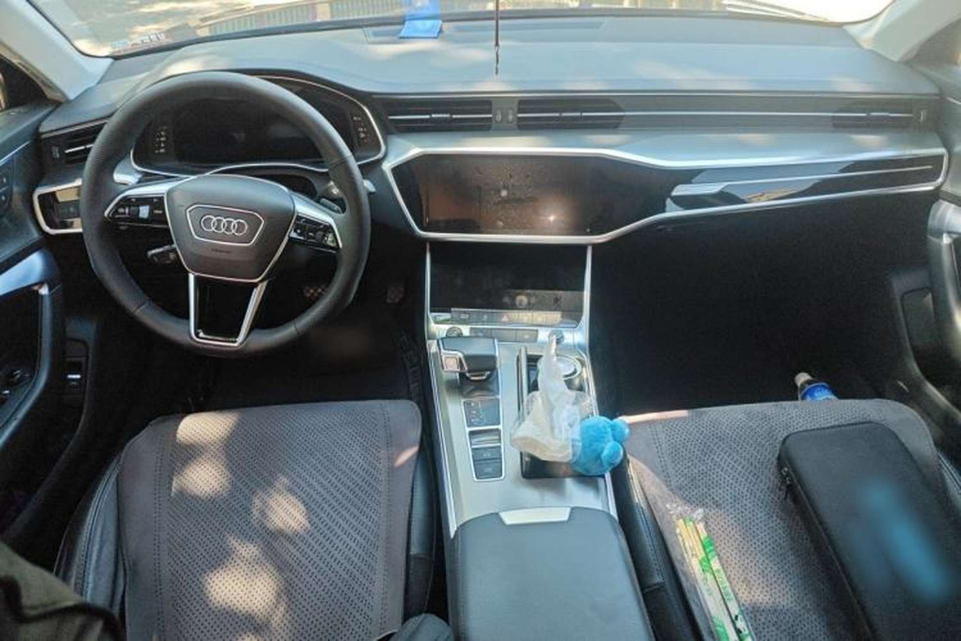 Used Audi A6L 2022 45 TFSI Prestige Elegant Edition Center Console