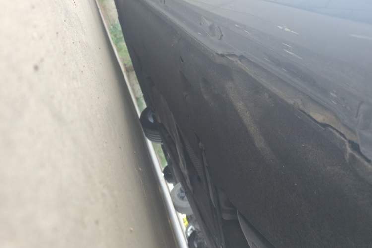 Used Audi A6L 2022 40 TFSI Luxury Dynamic Model Chassis Rear Left