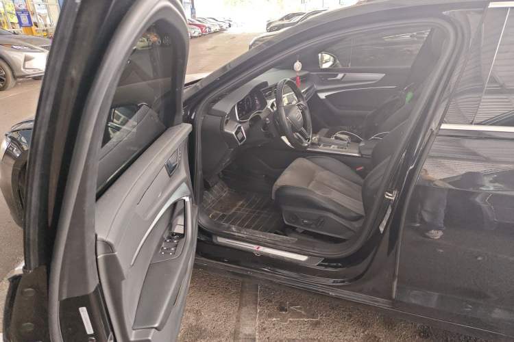 Used Audi A6L 2022 40 TFSI Luxury Dynamic Model Driver Seat