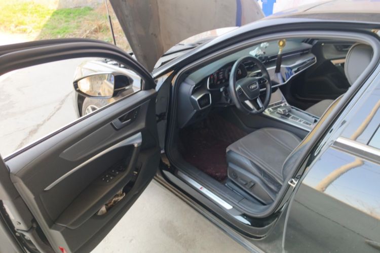 Used Audi A6L 2022 40 TFSI Luxury Dynamic Model Driver Seat