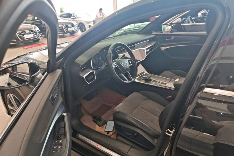 Used Audi A6L 2022 40 TFSI Luxury Dynamic Model Driver Seat