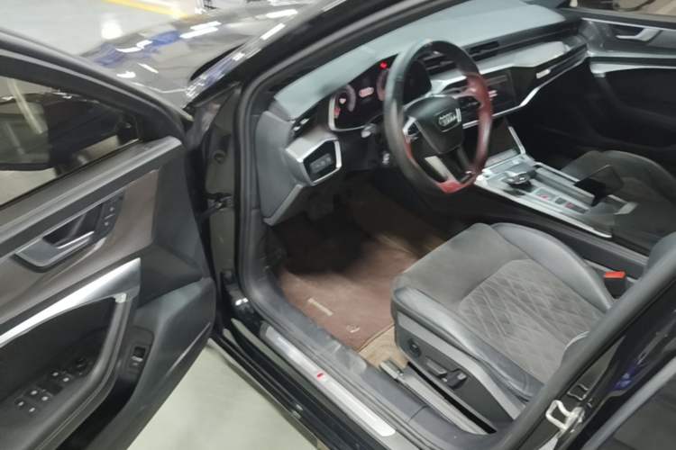 Used Audi A6L 2022 55 TFSI quattro Flagship Dynamic Model Driver Seat