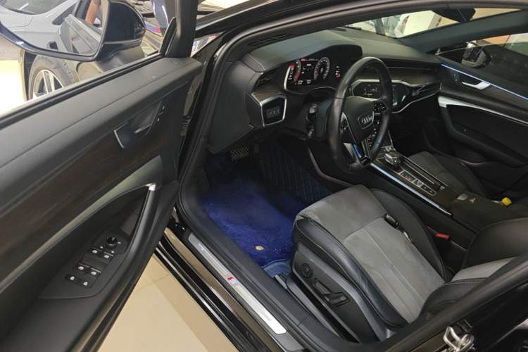 Used Audi A6L 2022 40 TFSI Luxury Dynamic Model Driver Seat