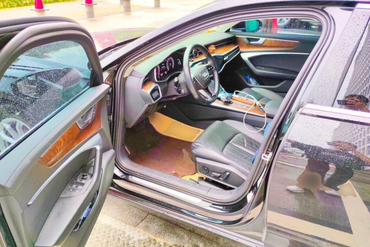 Used Audi A6L 2022 40 TFSI Luxury Prestige Edition Driver Seat
