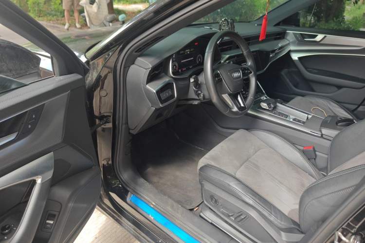 Used Audi A6L 2022 40 TFSI Luxury Dynamic Model Driver Seat